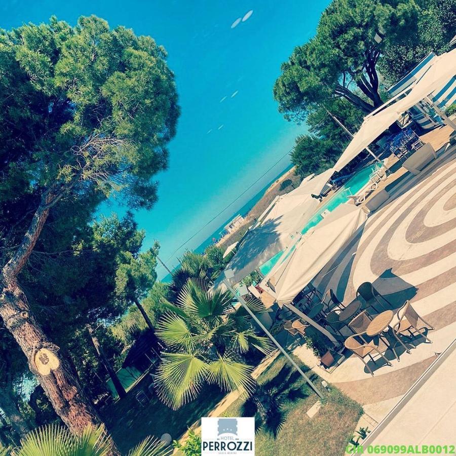 Hotel Perrozzi Васто Екстер'єр фото